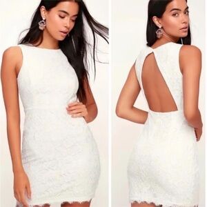 Lulu’s White Lace Rhythm of Love Backless Dress Size Medium